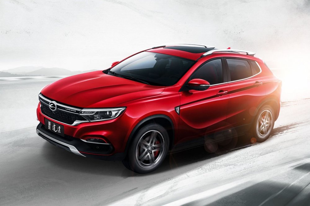 Китайский кросс с дизайном «под Mercedes» поступил в продажу - «Landwind»