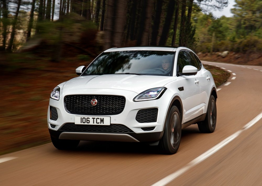 Компактный кросс Jaguar E-Pace догоняет F-Pace по продажам в России - «Jaguar»
