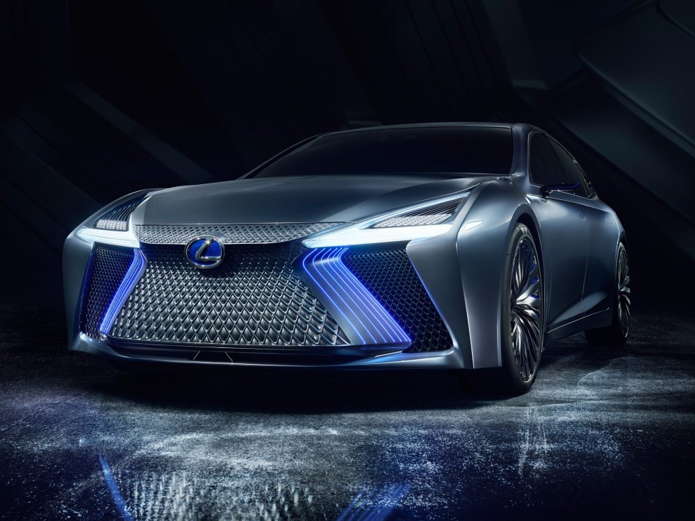 Компания Lexus показала в Токио новинку - «Lexus»