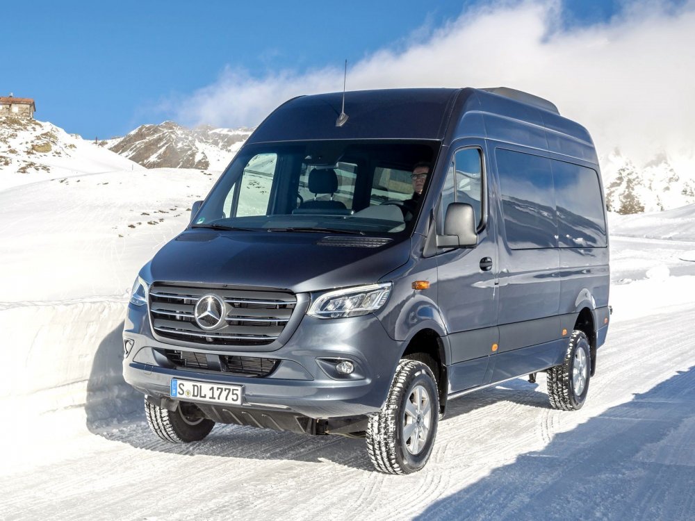 Круче, чем GLS: новый Mercedes-Benz Sprinter 4×4 добрался до России - «Mercedes-Benz»