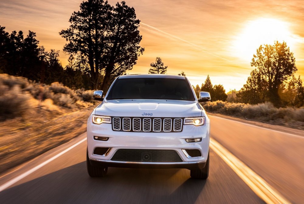 Крупный внедорожник Jeep: новые подробности и "свежие" фотографии - «Jeep»