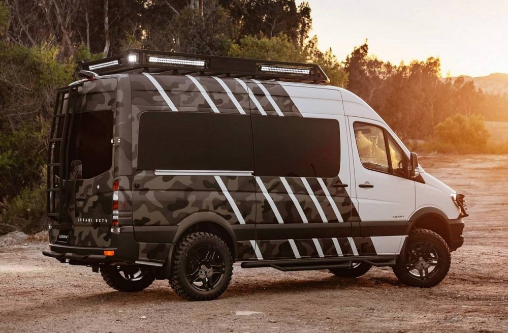 Lexani сделала из Mercedes-Benz Sprinter кемпер-внедорожник - «Mercedes-Benz»