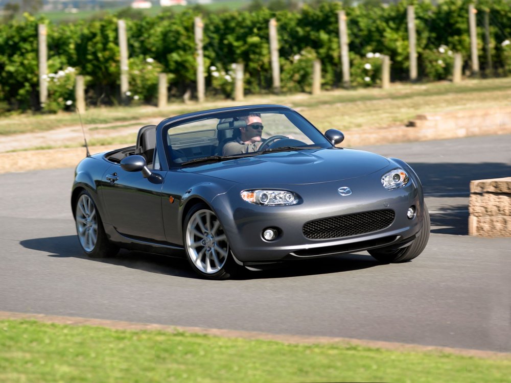 Mazda MX-5 III с пробегом: неизбежно мокрые полы и сложная, но крепкая подвеска - «Mazda»