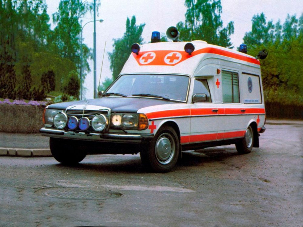 Мерседесы и не только: иномарки в “скорой помощи” СССР - «Audi»