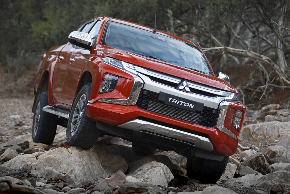 Mitsubishi L200 с дизайном, как у кроссвэна Xpander: старые моторы, но новый «автомат» - «Mitsubishi»