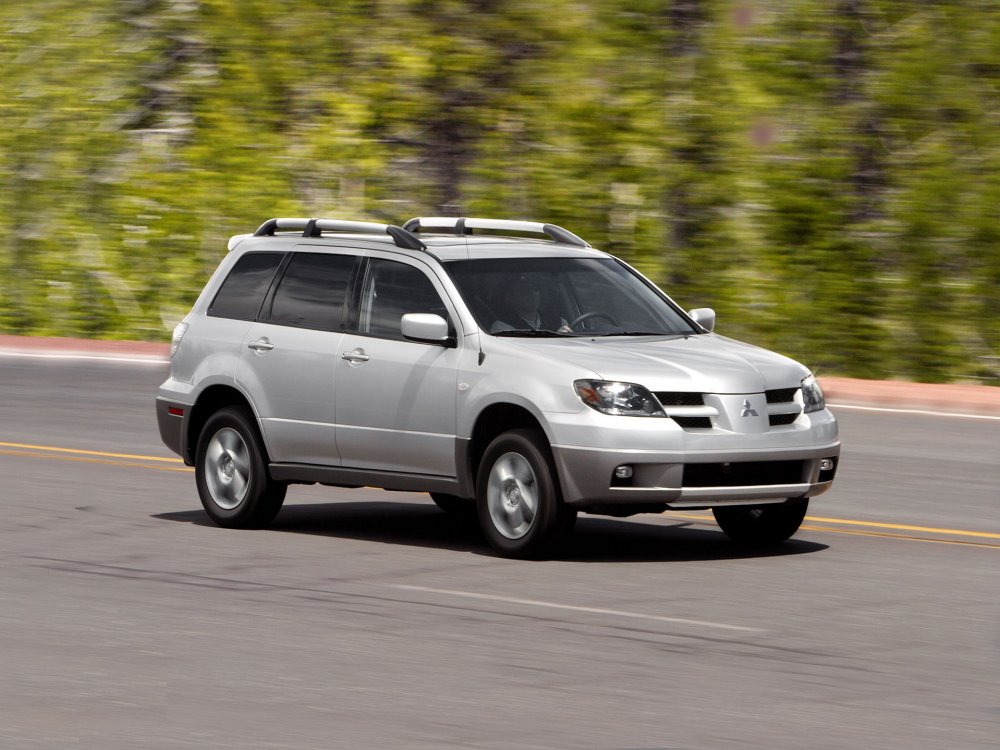 Mitsubishi Outlander l с пробегом: автоматы для пенсионеров и моторы для стритрейсеров - «Mitsubishi»