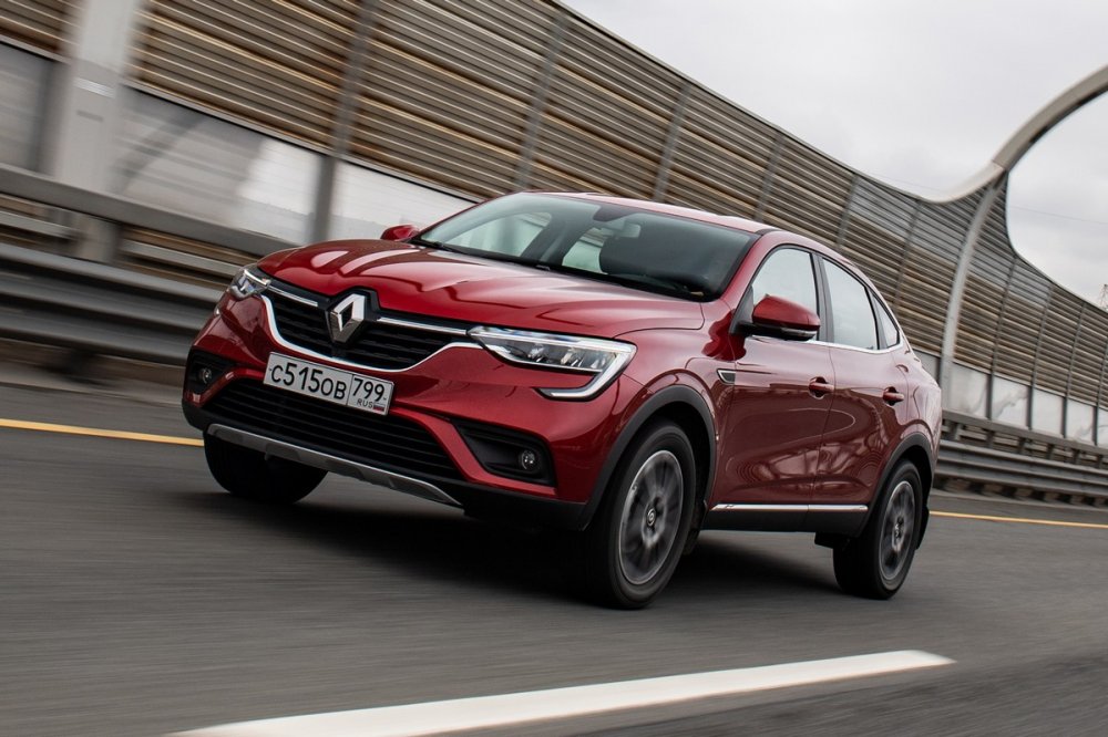 Небрежный плод её забав: тест-драйв Renault Arkana - «Тест-драйв»