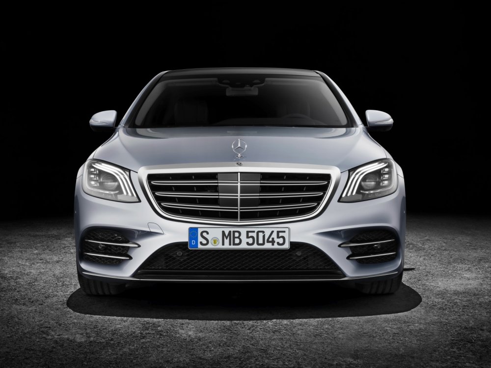 Немецких автопроизводителей обвиняют в организации картеля - «Daimler»