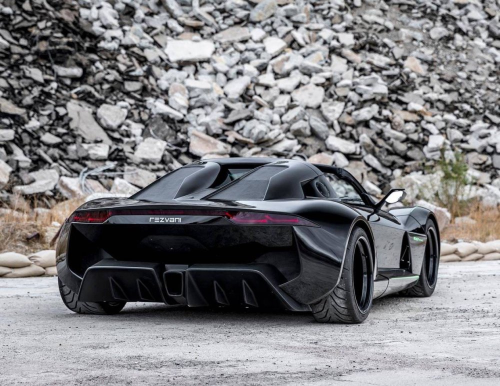 Новую версию Rezvani Beast посвятили военному самолету - «Rezvani»
