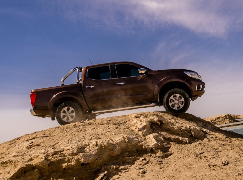 Новые фото китайского «родственника» Mercedes-Benz X-Class - «Dongfeng»