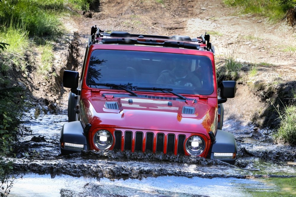 Новый Jeep Wrangler добрался до РФ. Известны цены - «Jeep»