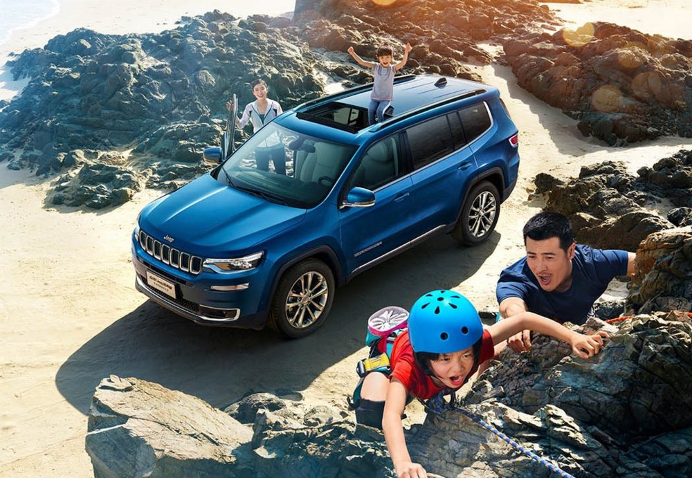 Пятиместный Jeep Commander в плане техники повторил трёхрядный SUV с приставкой Grand - «Jeep»