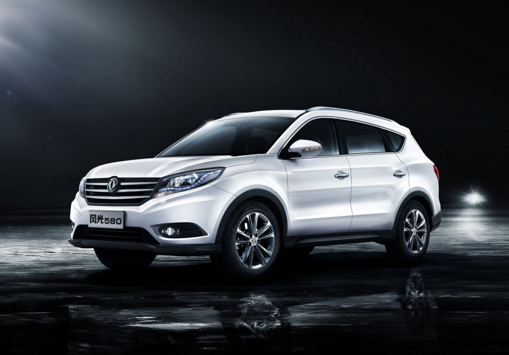 Появились фото «спортивной» версии семиместного кросса Dongfeng - «Dongfeng»