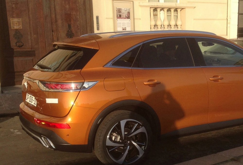 Появилось фото «кормы» европейского кроссовера DS - «DS»