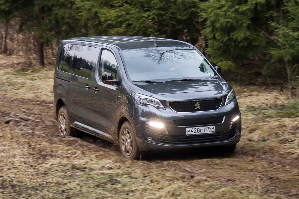 Покаяние, жадность и потенциальный культ: первый тест-драйв Peugeot Traveller 4x4 - «Тест-драйв»