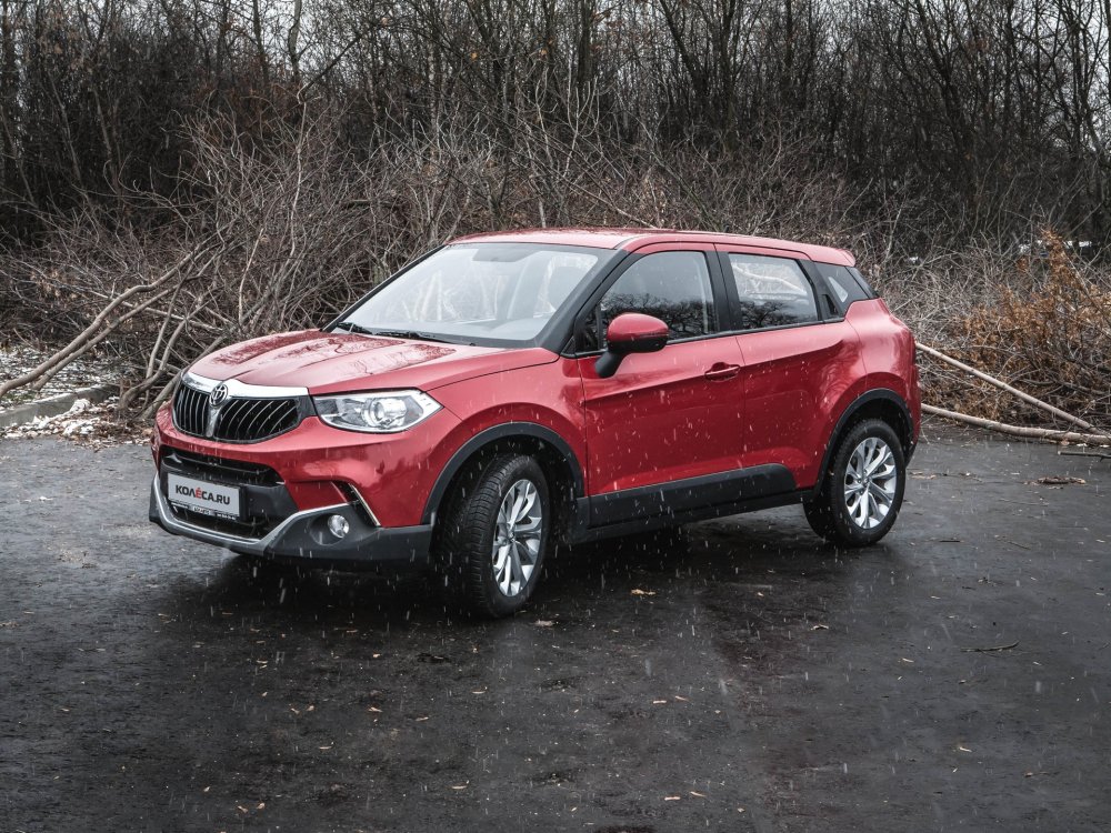 Последняя дверь последнего вагона: тест-драйв Brilliance V3 - «Тест-драйв»