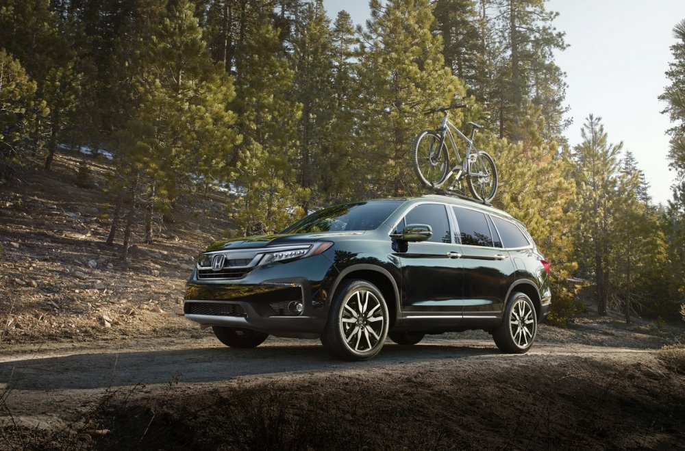 Рестайлинговые кроссоверы Honda Pilot и HR-V получили обновлённую "мультимедийку" и системы безопасности - «Honda»