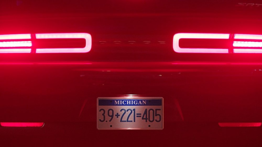 Рёв Демона: Dodge опубликовал свежий тизер новинки - «Dodge»