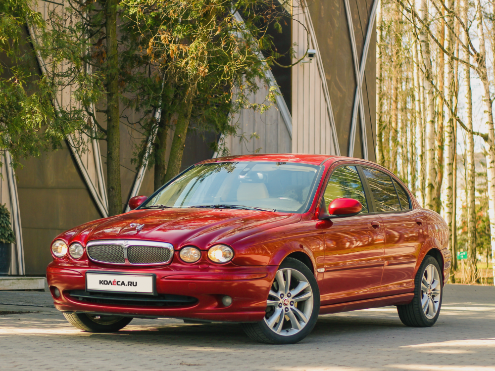 Слегка ненастоящий, но очень старательный: опыт владения Jaguar X-Type - «Jaguar»
