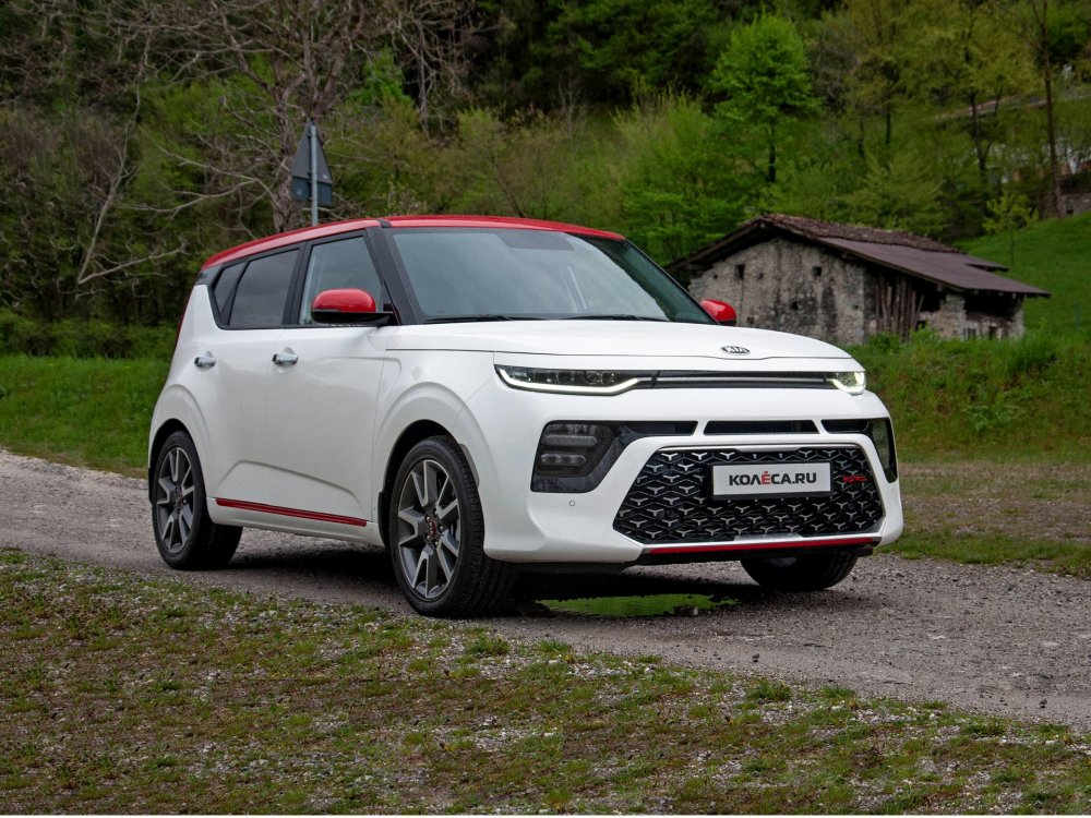 Танцевать под фонарем: тест-драйв Kia Soul третьего поколения - «Тест-драйв»