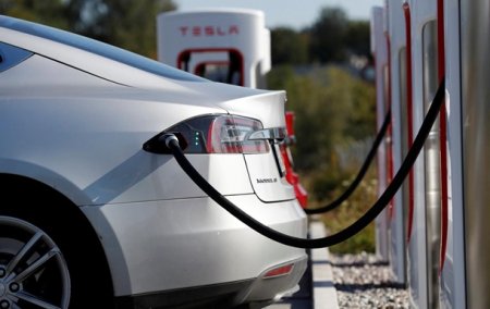 Tesla не даст восстанавливать списанные после ДТП в утиль авто - «Новостной Автоблогер»