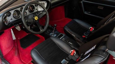 Уникальный внедорожник Ferrari продадут на аукционе - «Новостной Автоблогер»