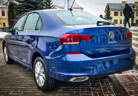 В Интернете появились первые «живые» снимки Polo лифтбек - «Новостной Автоблогер»