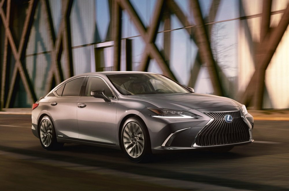 В стиле флагмана: официальные фото и видео нового Lexus ES - «Lexus»