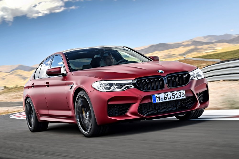 Замыкает коробку: BMW отзывает в России спорткары М5 и М8 - «BMW»