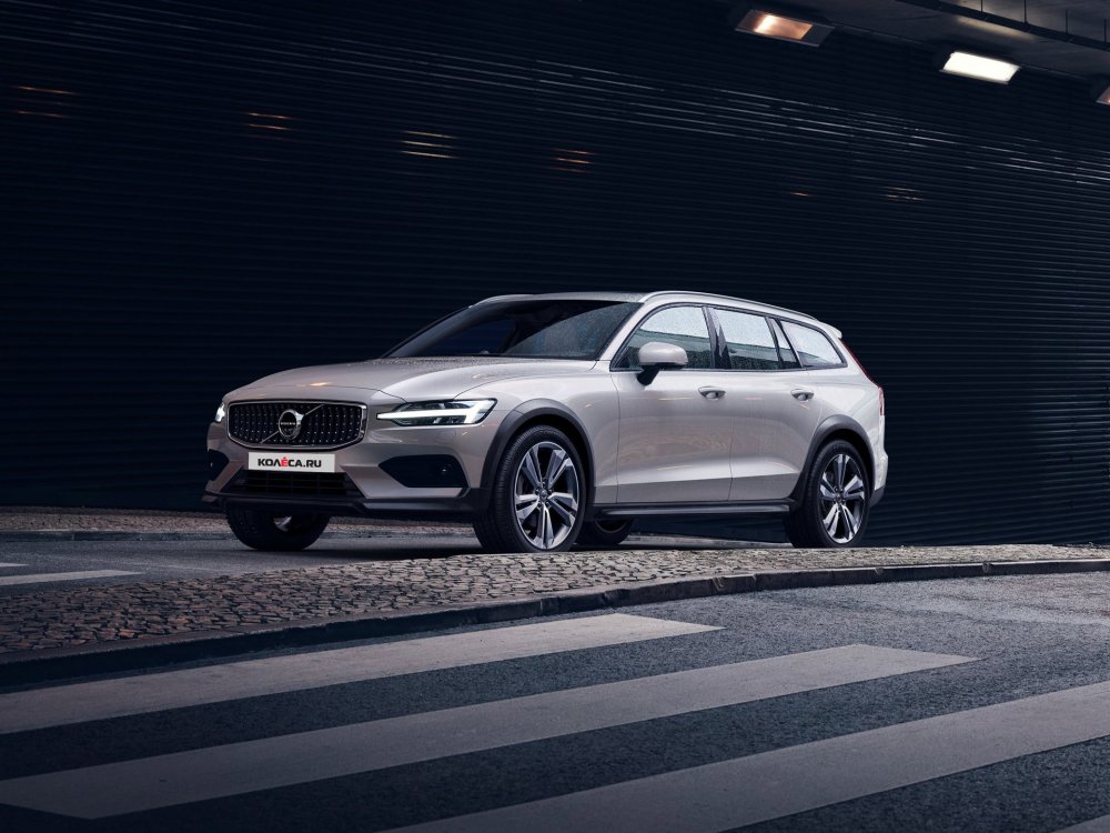 Жёстко стелет - мягко спать: тест новых Volvo S60 и V60 Cross Country - «Тест-драйв»