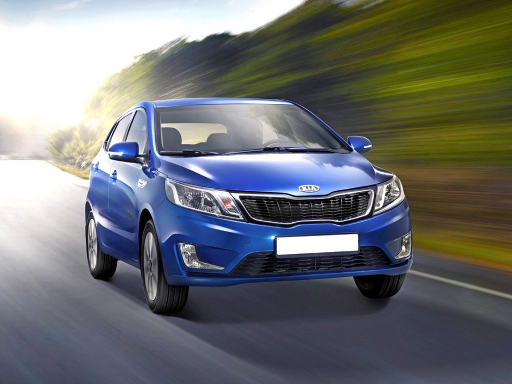 Жительница Орла отсудила 1,56 млн рублей за ржавеющий Kia Rio - «Kia»