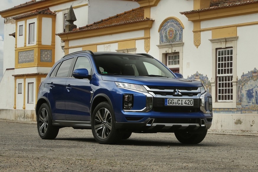 Mitsubishi ещё раз обновила ASX: с перекроенным салоном, но такой кросс достанется не всем - «Mitsubishi»