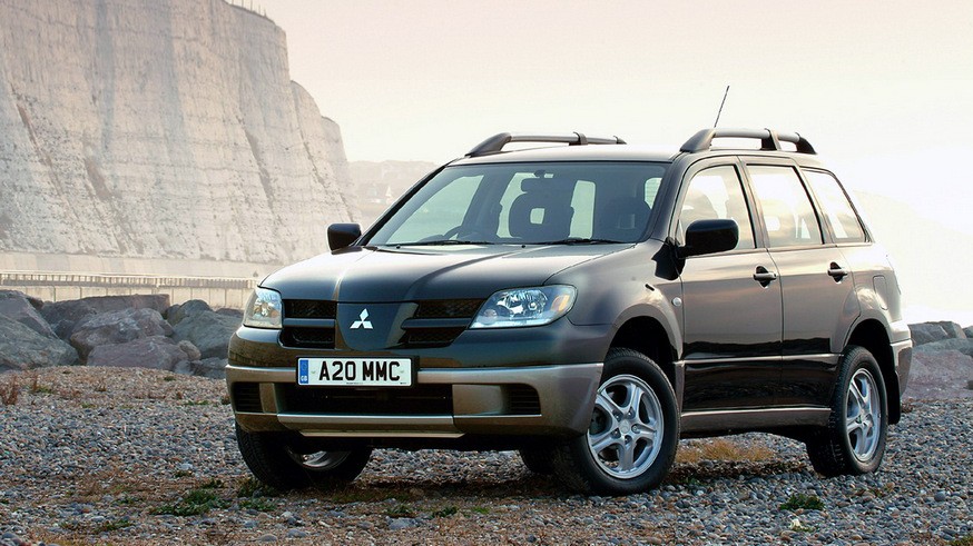 Mitsubishi Outlander l с пробегом: автоматы для пенсионеров и моторы для стритрейсеров - «Mitsubishi»