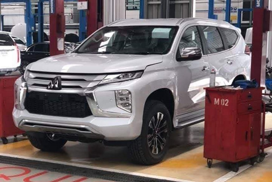 Mitsubishi Pajero Sport мимикрировал под пикап L200. Салон почти не тронули - «Mitsubishi»