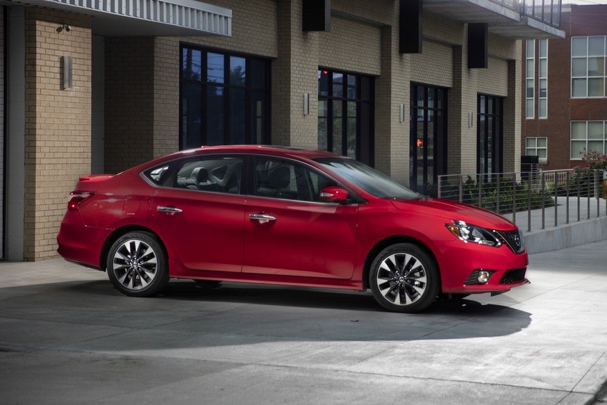 Nissan вывел на тесты новую Sentra: седан станет ближе к более дорогим Altima и Maxima - «Nissan»