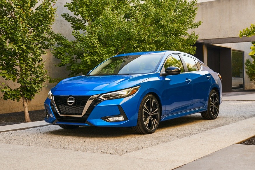 Новая Nissan Sentra обрела более мощный «атмосферник», но лишилась турбоверсии - «Nissan»