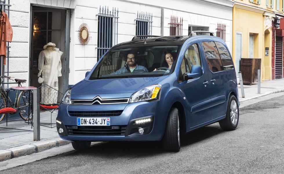 Новые Citroen Berlingo и Peugeot Partner получат интерьер от 3008 - «Citroen»