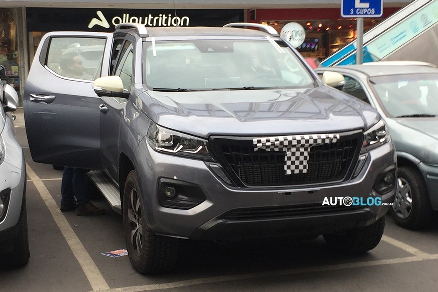 Новый пикап Peugeot, разработанный вместе с Changan, растерял свой камуфляж - «Changan»