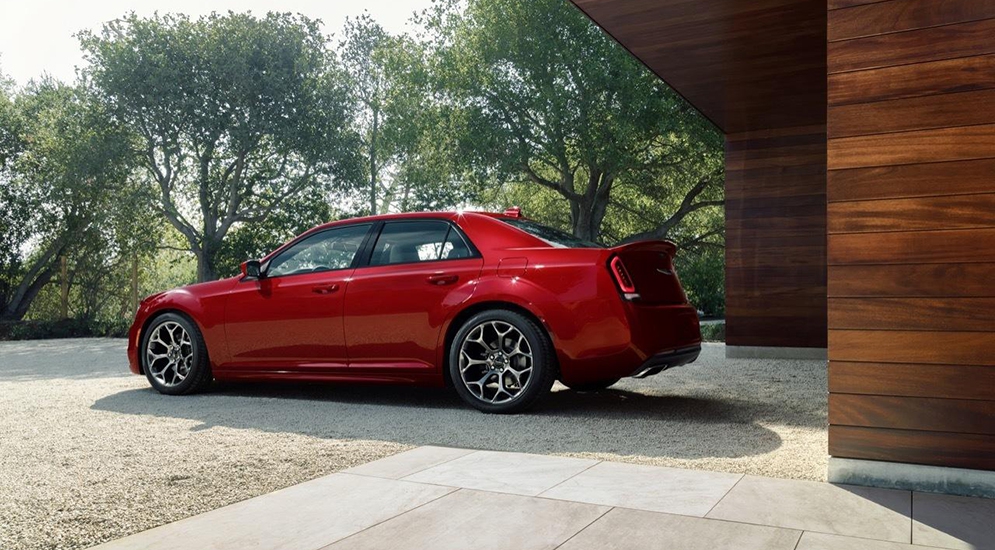 Обновленный Chrysler 300 дебютировал под солнцем Калифорнии - «Chrysler»