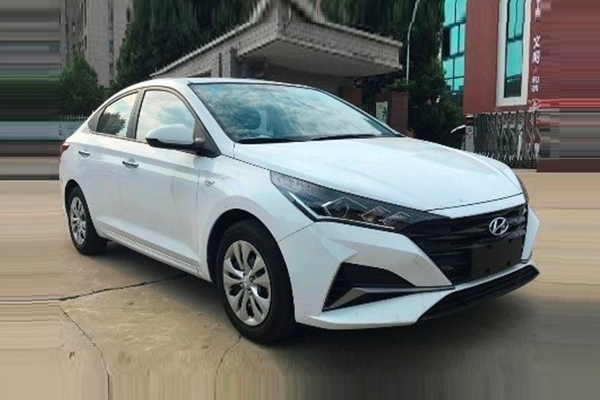 Обновлённый Hyundai Solaris: внутри без кардинальных перемен. Премьера в сентябре - «Hyundai»
