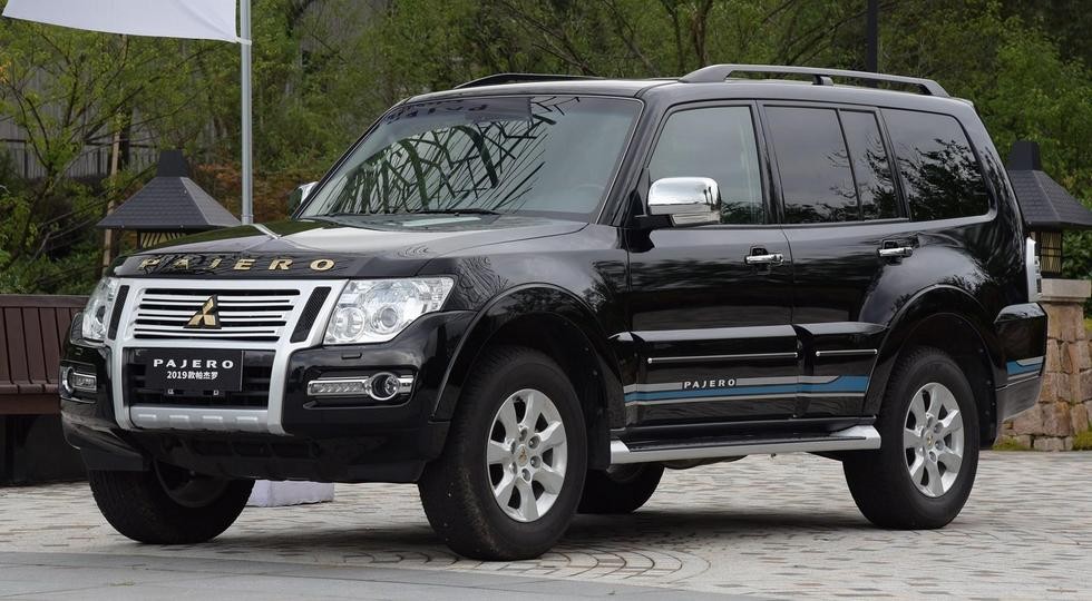 Обновлённый Mitsubishi Pajero IV: обошлись декором - «Mitsubishi»