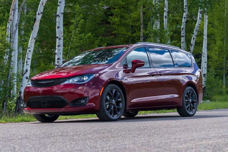 Обновлённый вэн Chrysler Pacifica: подкорректированная внешность и полный привод - «Chrysler»
