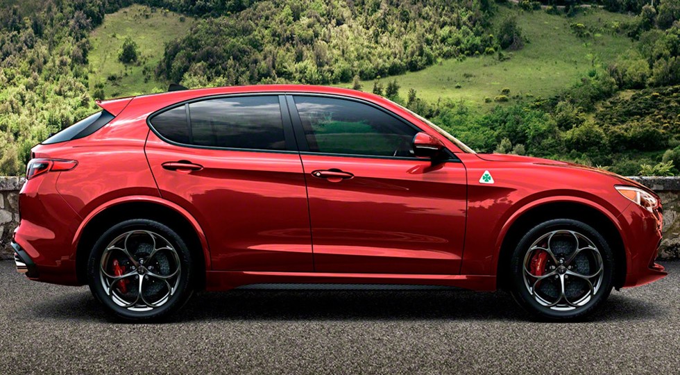 Первый серийный кроссовер Alfa Romeo показался на официальных фото - «Alfa Romeo»