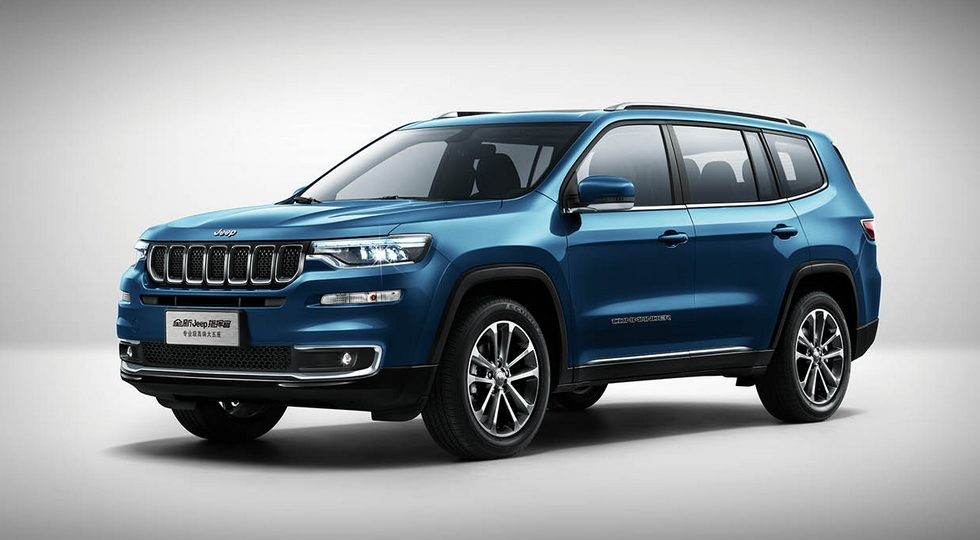 Пятиместный Jeep Commander в плане техники повторил трёхрядный SUV с приставкой Grand - «Jeep»