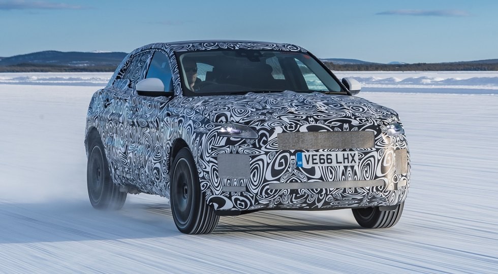 «Плюс-минус 40»: фото и видео с тестов нового кроссовера Jaguar E-Pace - «Jaguar»