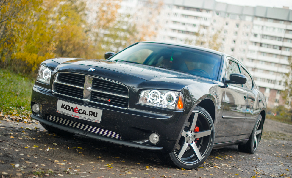 Плохой парень примеряет смокинг: опыт владения Dodge Charger LX - «Dodge»