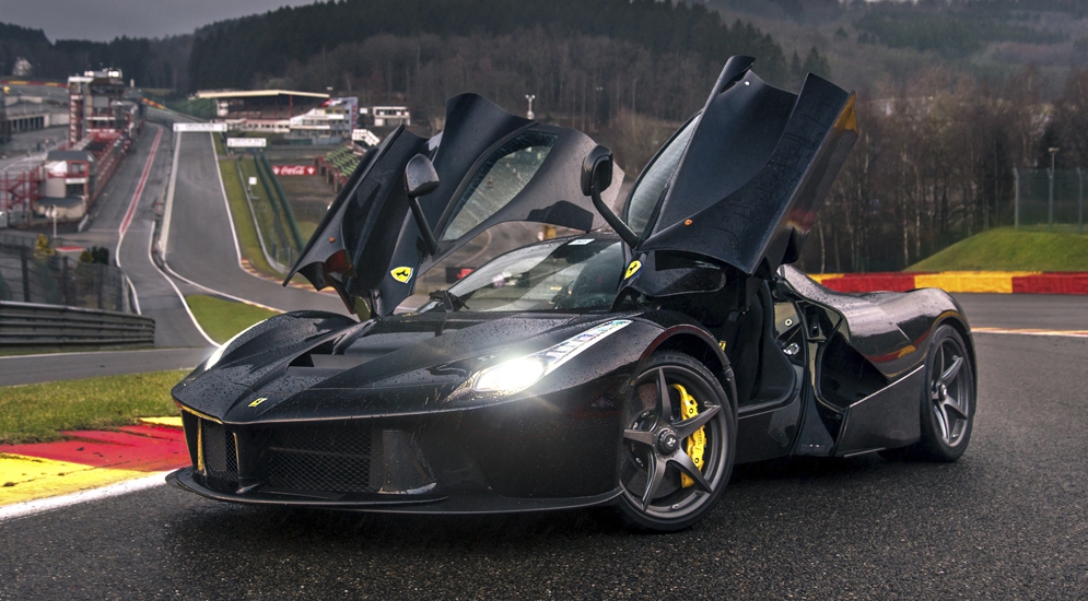 Проблемы с подушками безопасности "докатились" до Ferrari - «Ferrari»