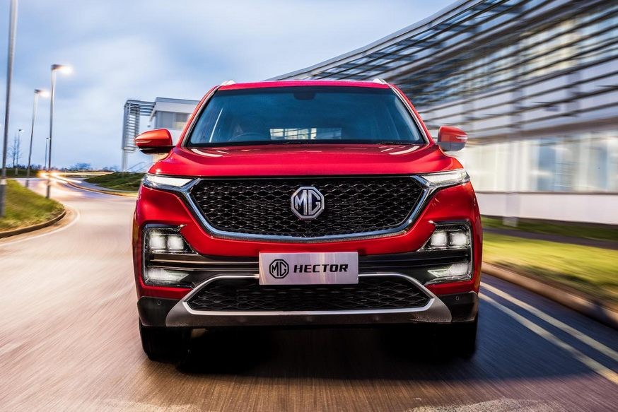 Продвигаемый Камбербэтчем кросс MG не стал точной копией новой Chevrolet Captiva - «MG»