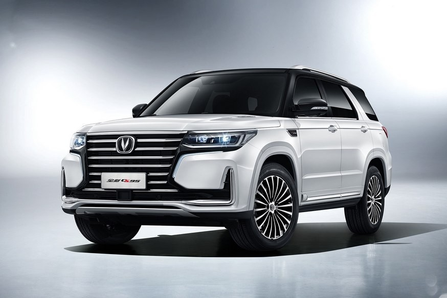 Провалившийся конкурент VW Teramont от Changan: другой облик, новый салон и прежний мотор - «Changan»