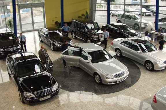 Россияне перестали возвращать автокредиты - «Acura»